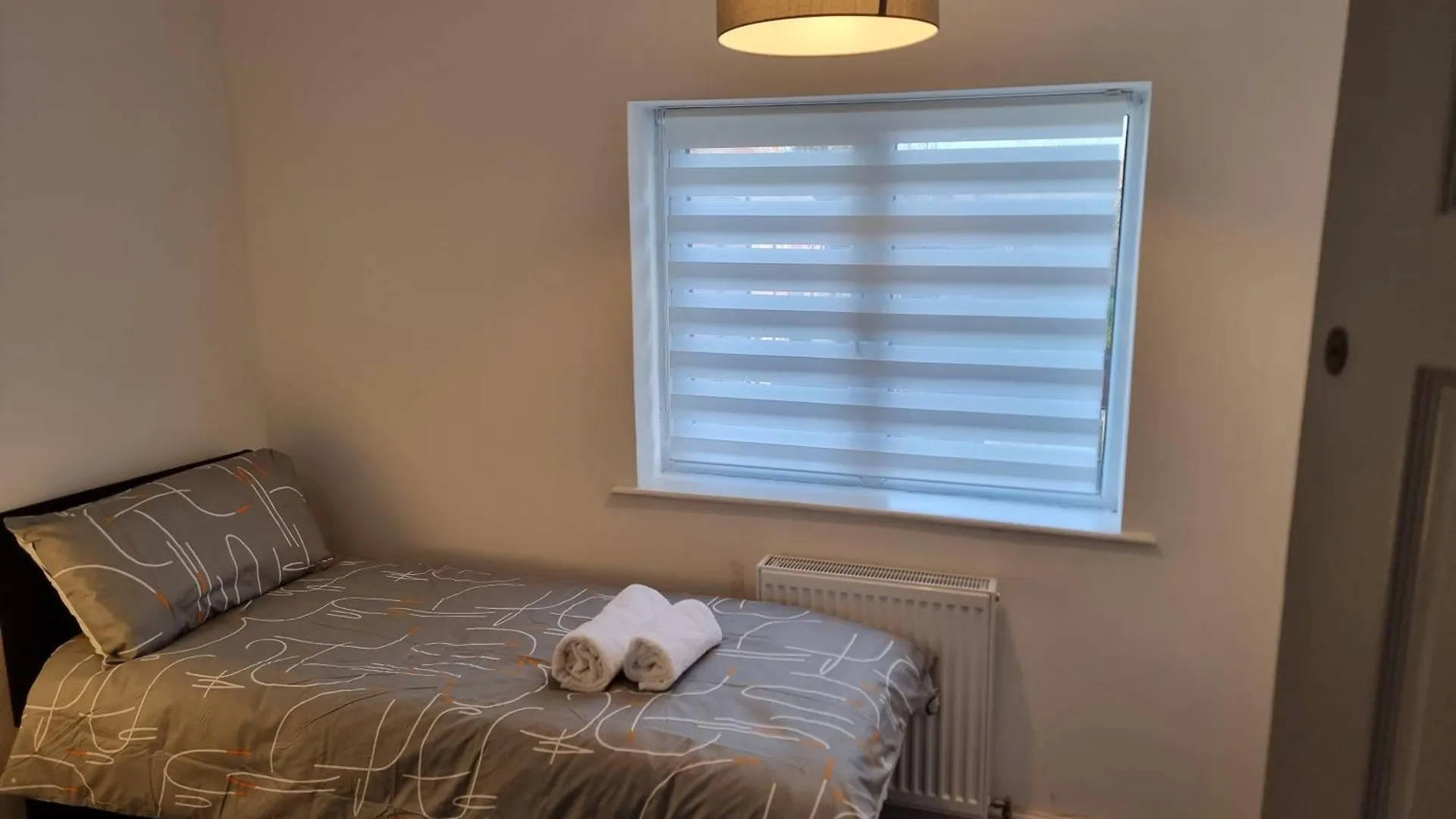 Dulverton House - 3 Bed House /Sleeps 6+ Driveway+Close To M1 Nottingham